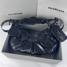 Balenciag Le Cagole Bags